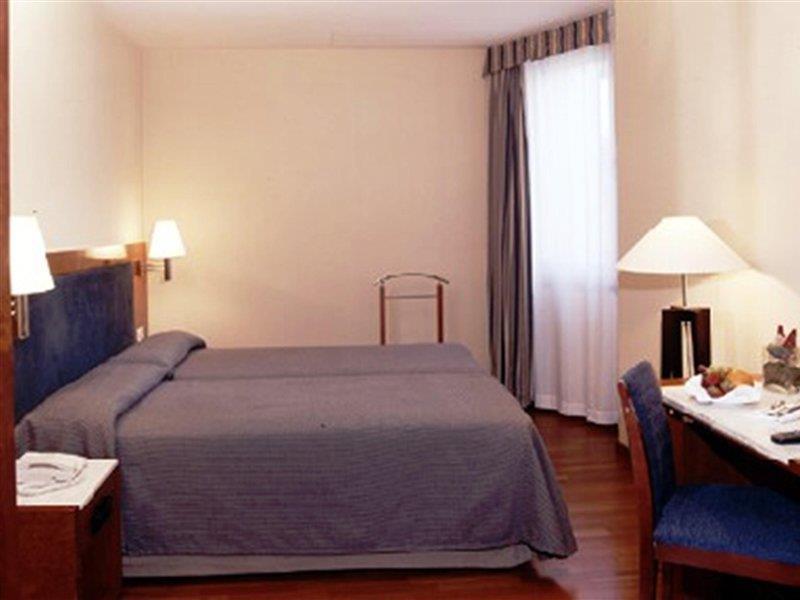 Hotel Pedralbes Βαρκελώνη Εξωτερικό φωτογραφία