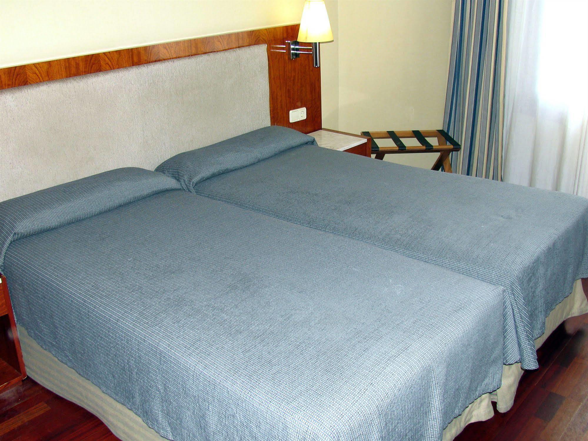 Hotel Pedralbes Βαρκελώνη Εξωτερικό φωτογραφία
